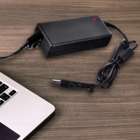 laptop-adapter protection